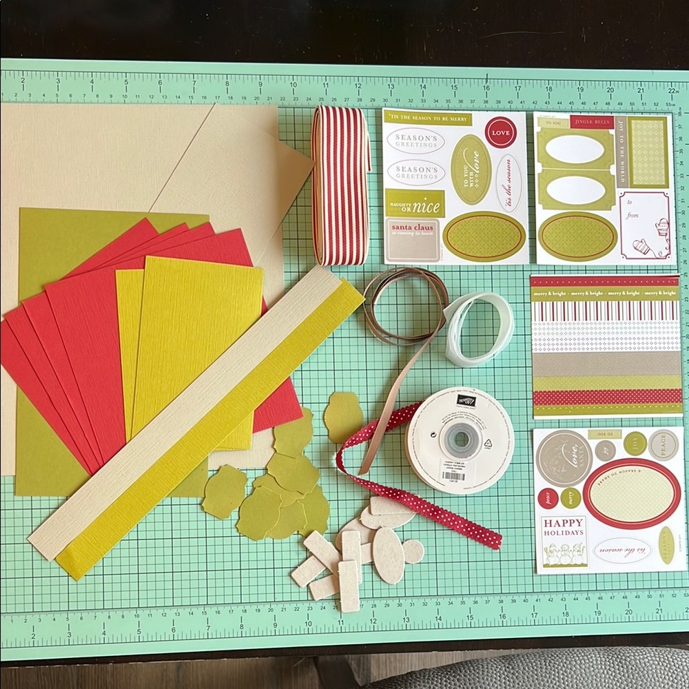 Stampin’ Up paper crafts scrapbooking embellishments holiday theme